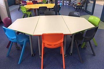 Berri Primary School, Podz Trapezium & Rectangle tables with coloured Ergostack student chairs