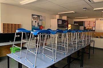 Victor Harbour High, Tract stools and custom lab tables